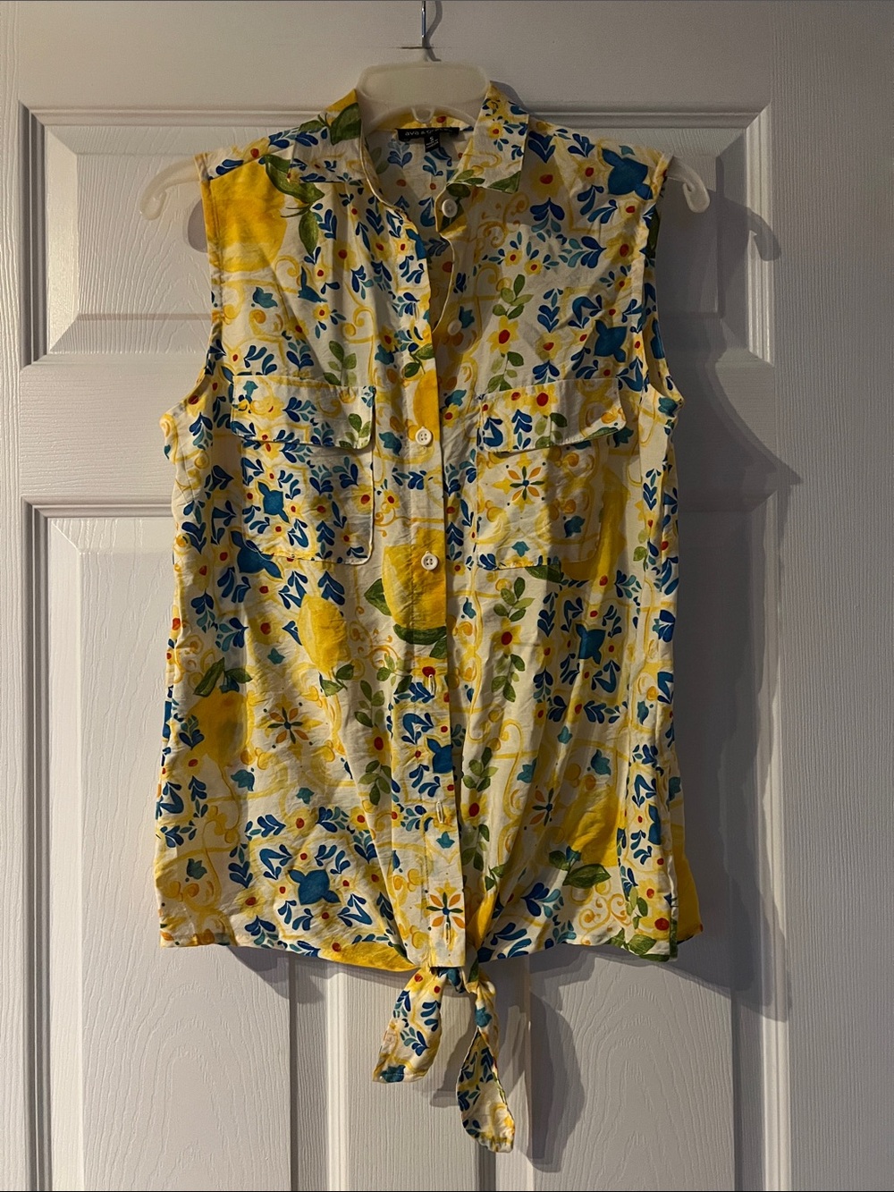 Ava & Grace Yellow Multicolor Floral Tie-Front Sleeveless Button Top